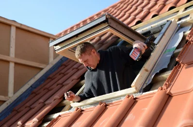 Pose de fenêtres de toit Velux à Concèze
